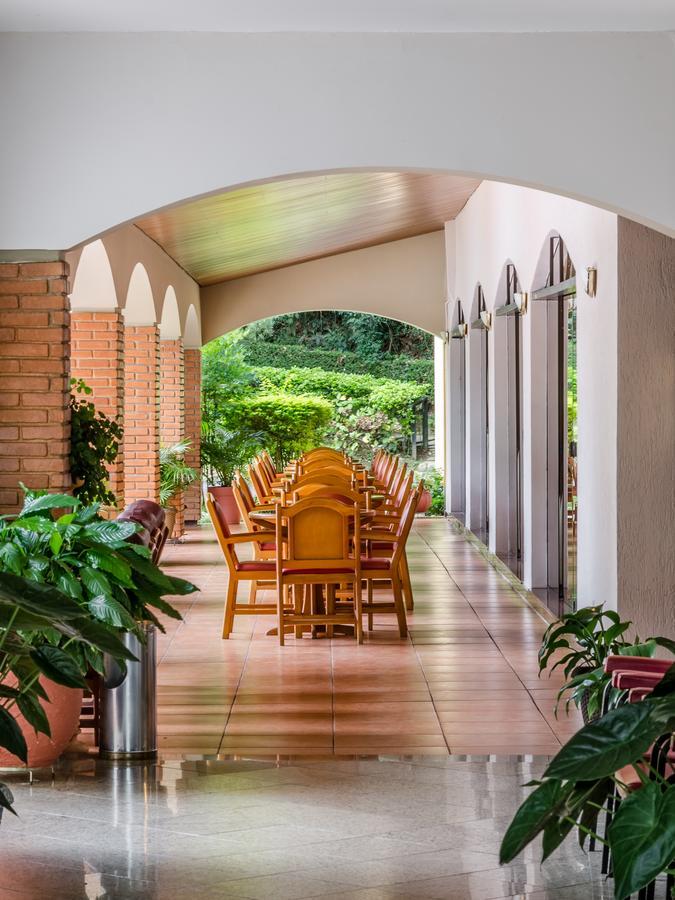 Hotel Recanto Das Hortensias Passa Quatro Exterior photo